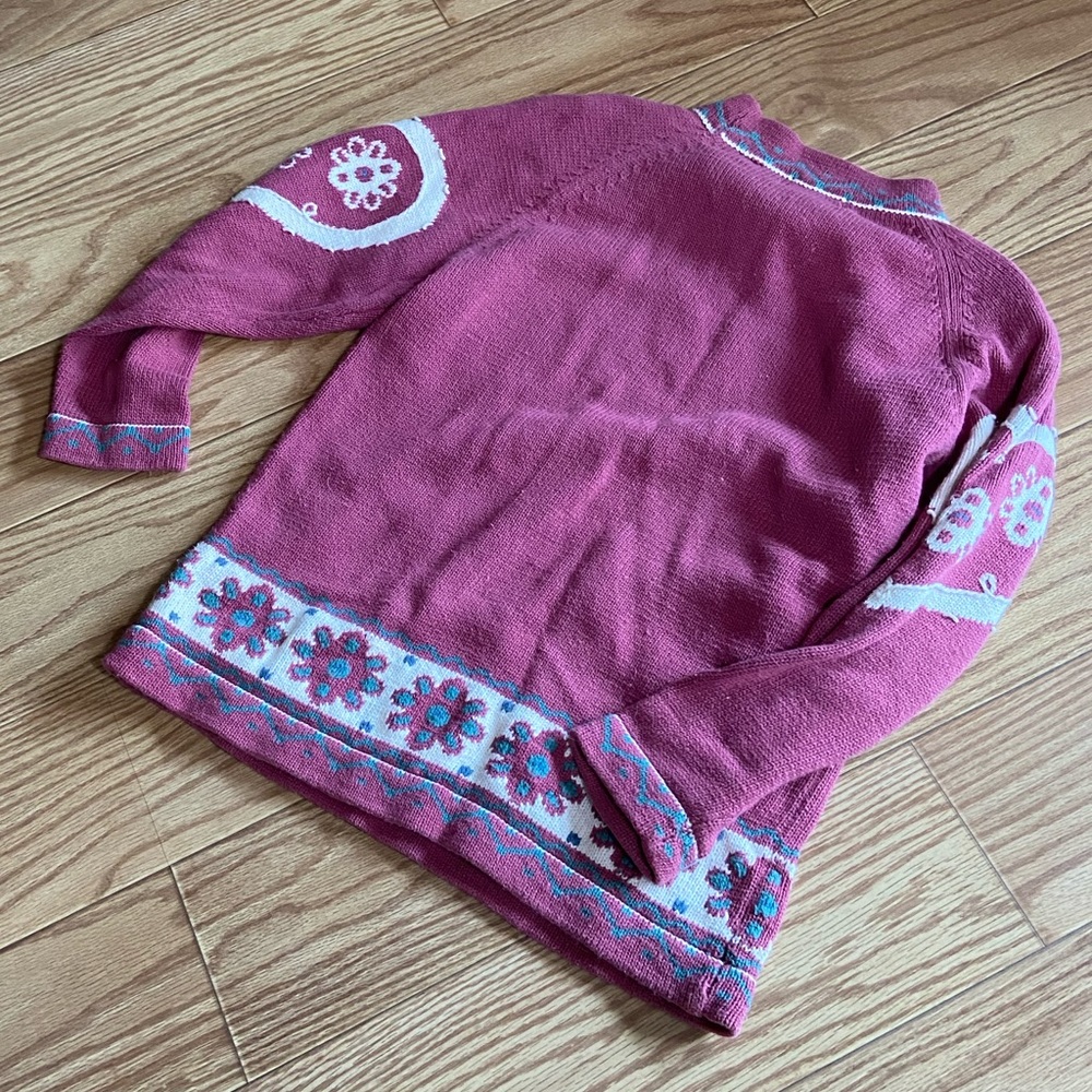 Sweater - Picture 4 of 4